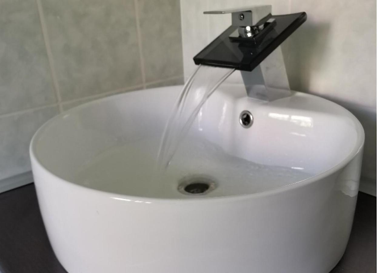 فندق Lipno Pearl ليبنو ناد فلتافو المظهر الخارجي الصورة