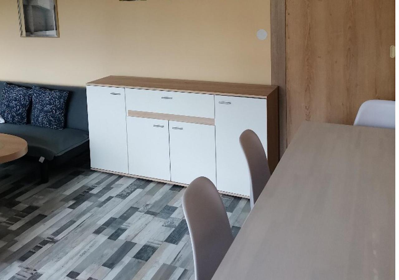 فندق Lipno Pearl ليبنو ناد فلتافو المظهر الخارجي الصورة